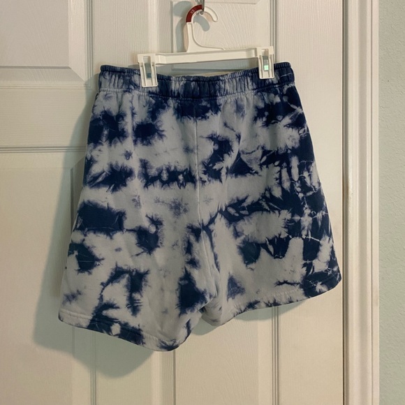 Urban Outfitters Sweat shorts - Picture 2 of 3